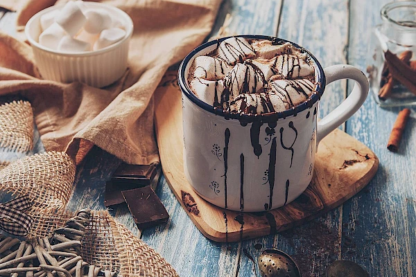 Heiße Schokolade mit Marshmallows