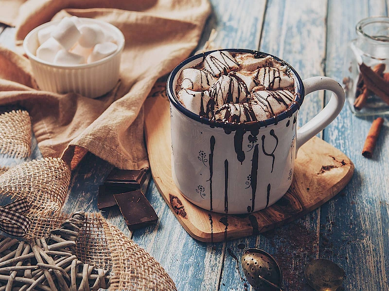Heiße Schokolade mit Marshmallows