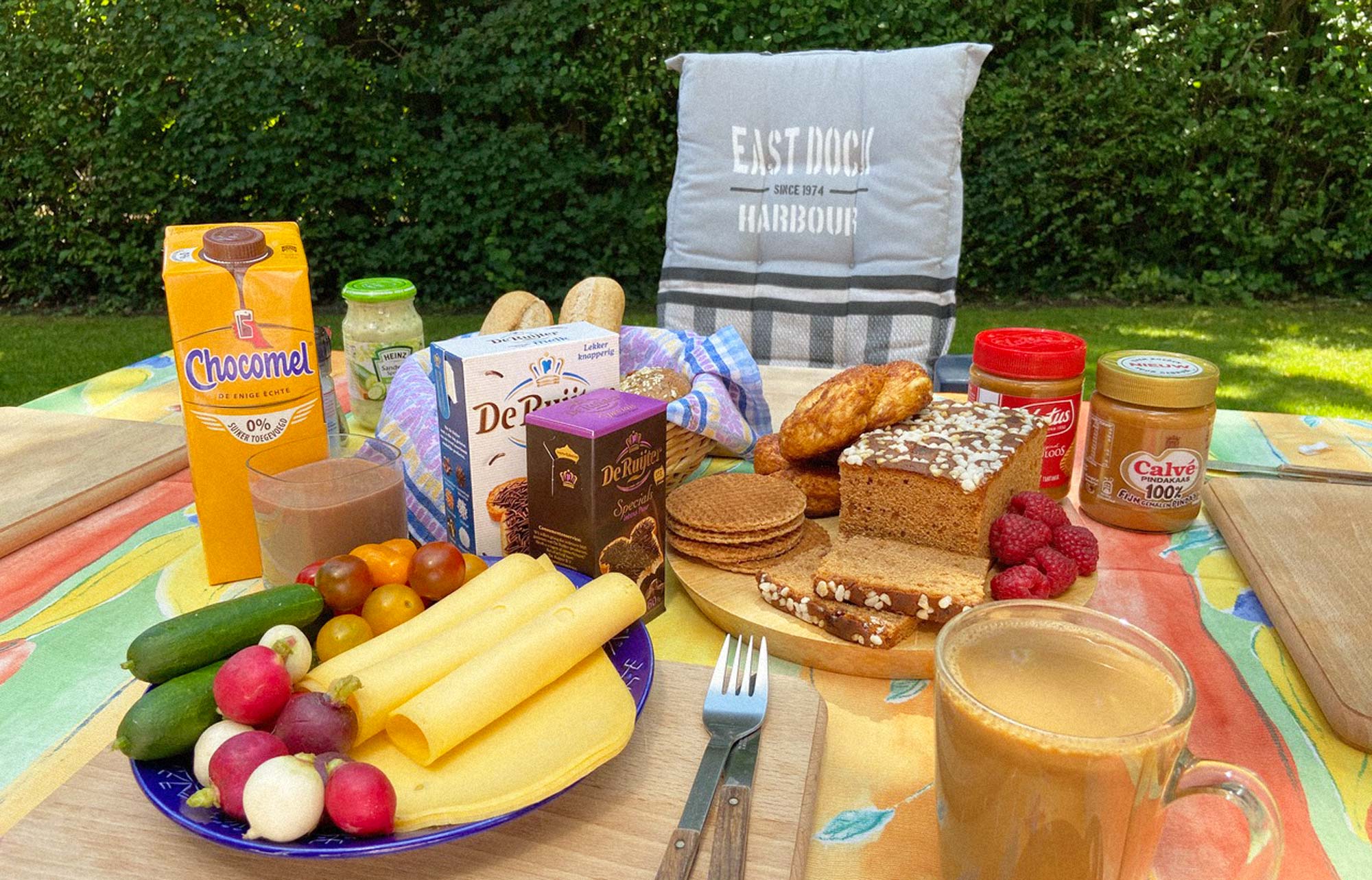 Frühstücken in den Niederlanden