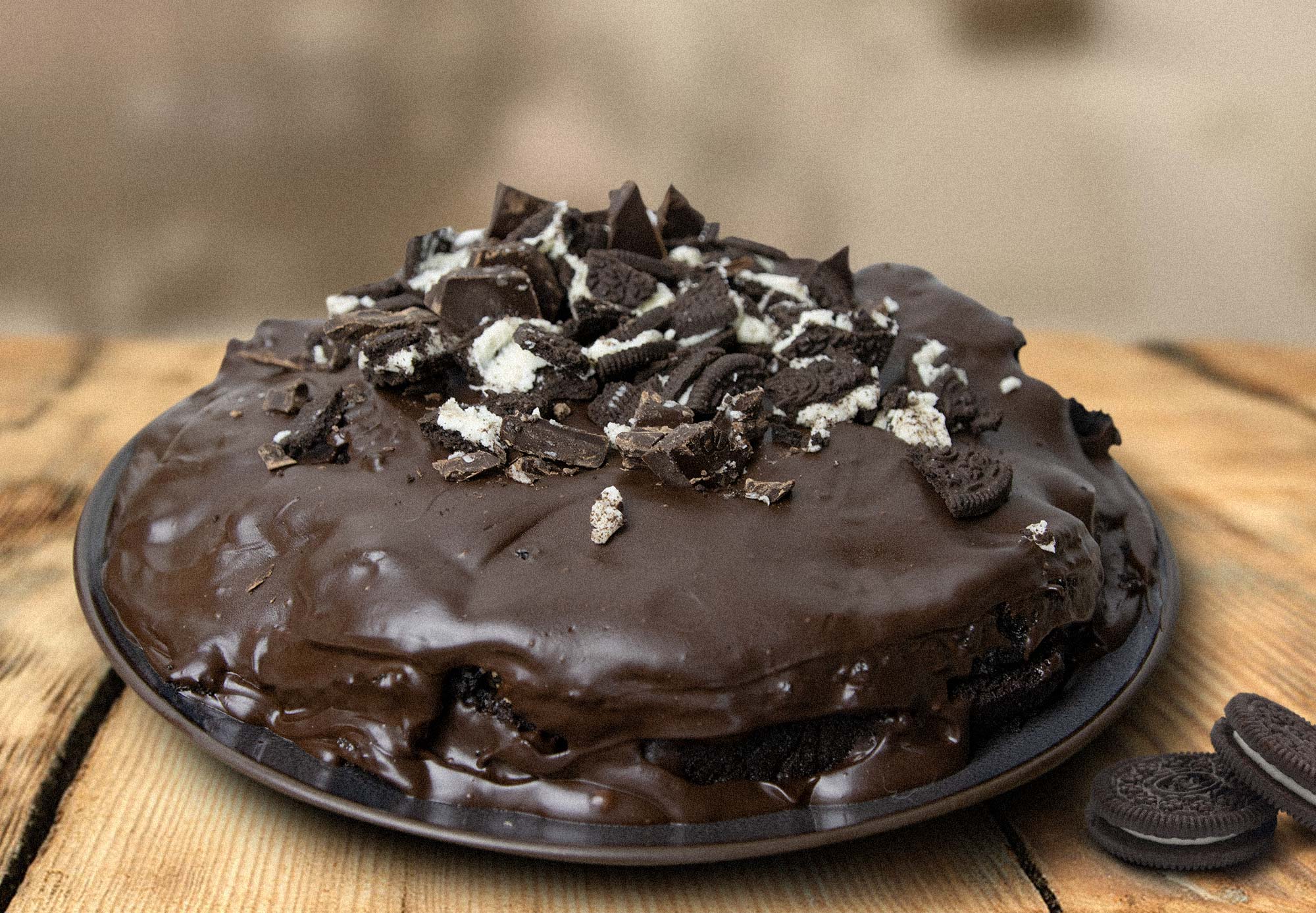 Oreosplosion Cake