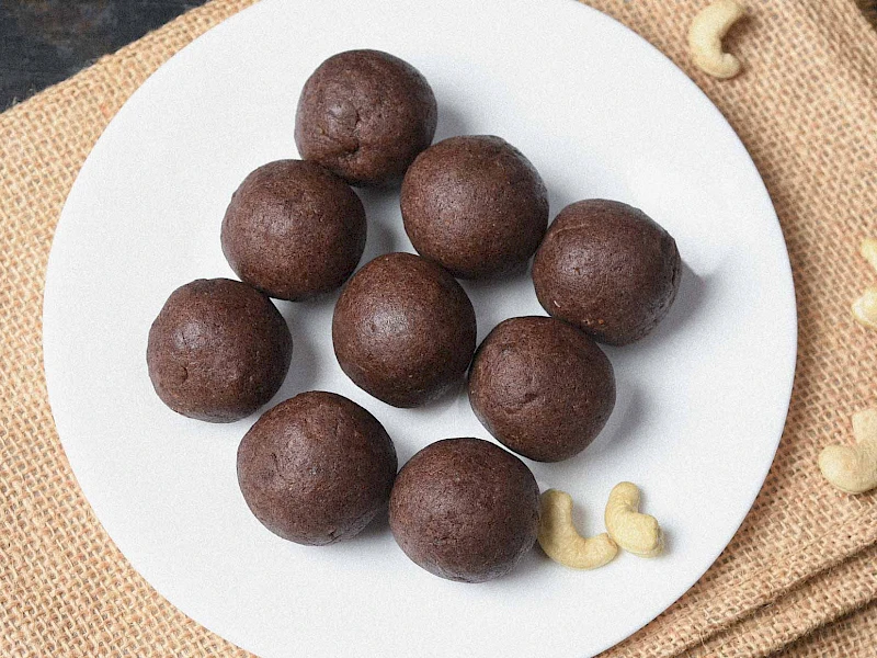 Ragi Ladoo