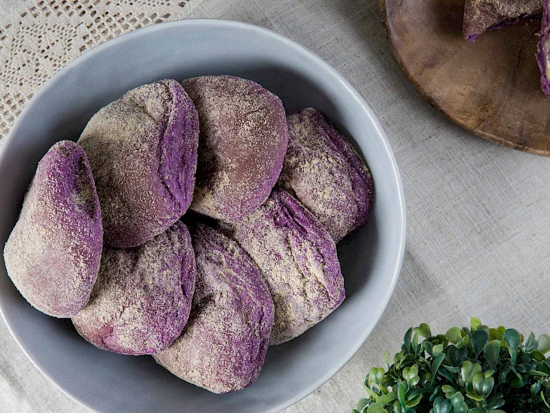 Ube Pandesal