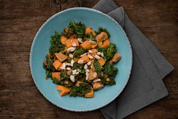 Grünkohl Breakfast Bowl