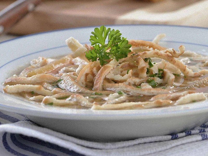 Schwäbische Flädlesuppe