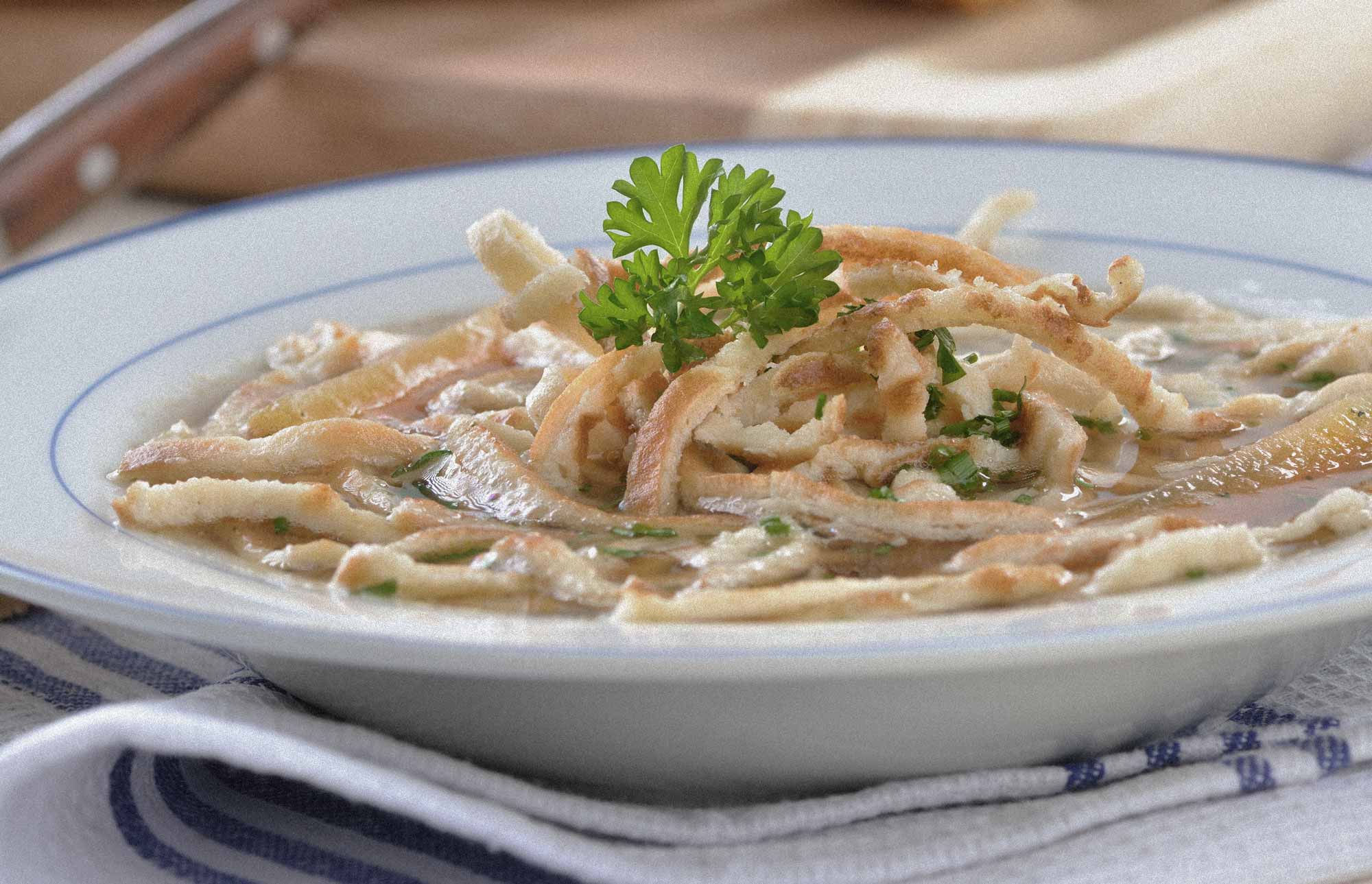 Schwäbische Flädlesuppe