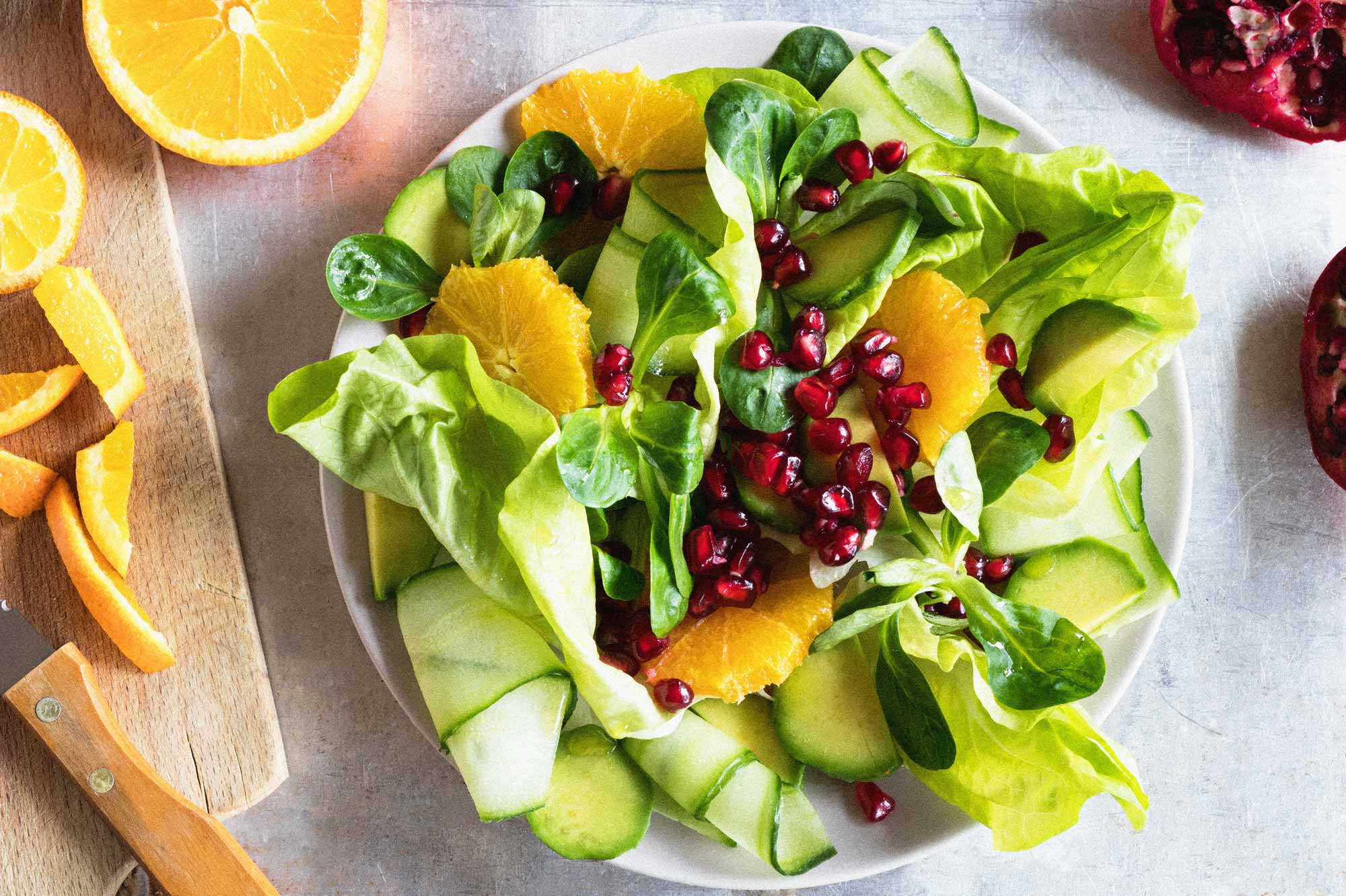 Salat mit Orange und Granatapfel