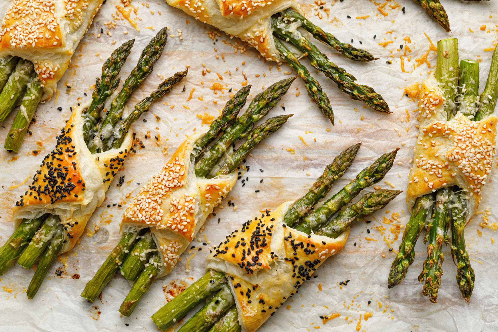 Spargel im Blätterteig