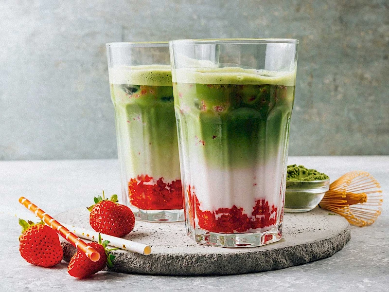 Matcha Strawberry Latte