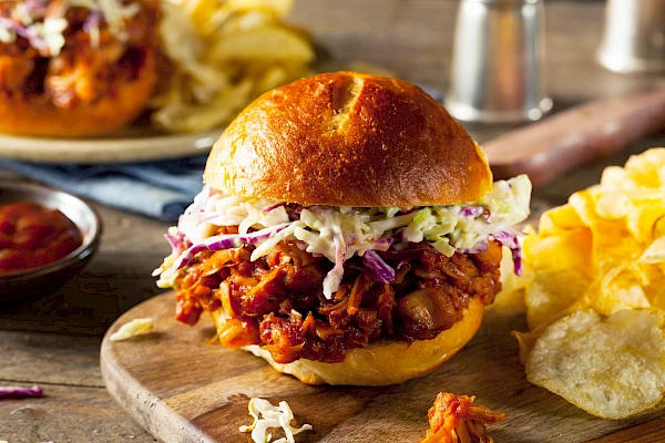 Pulled Jackfruit Burger