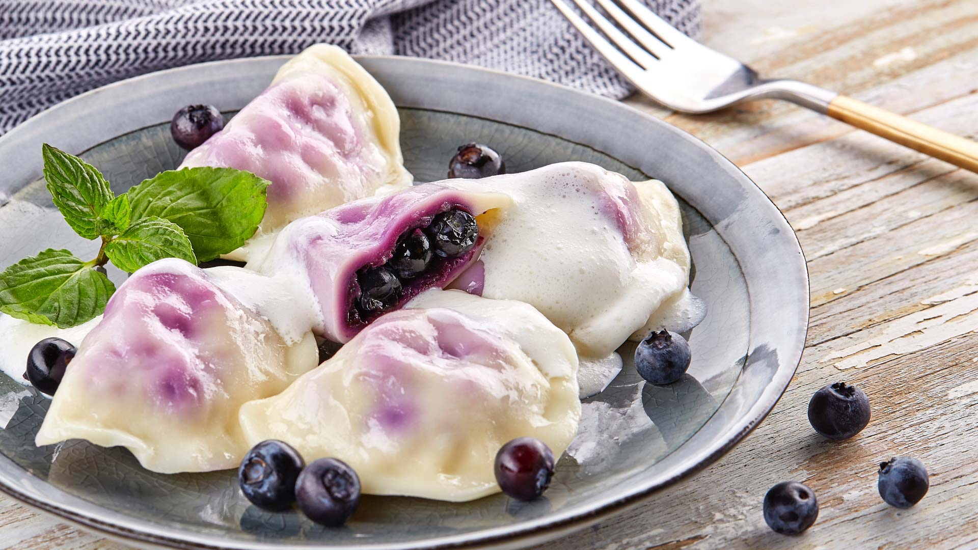 Blaubeer-Pierogi
