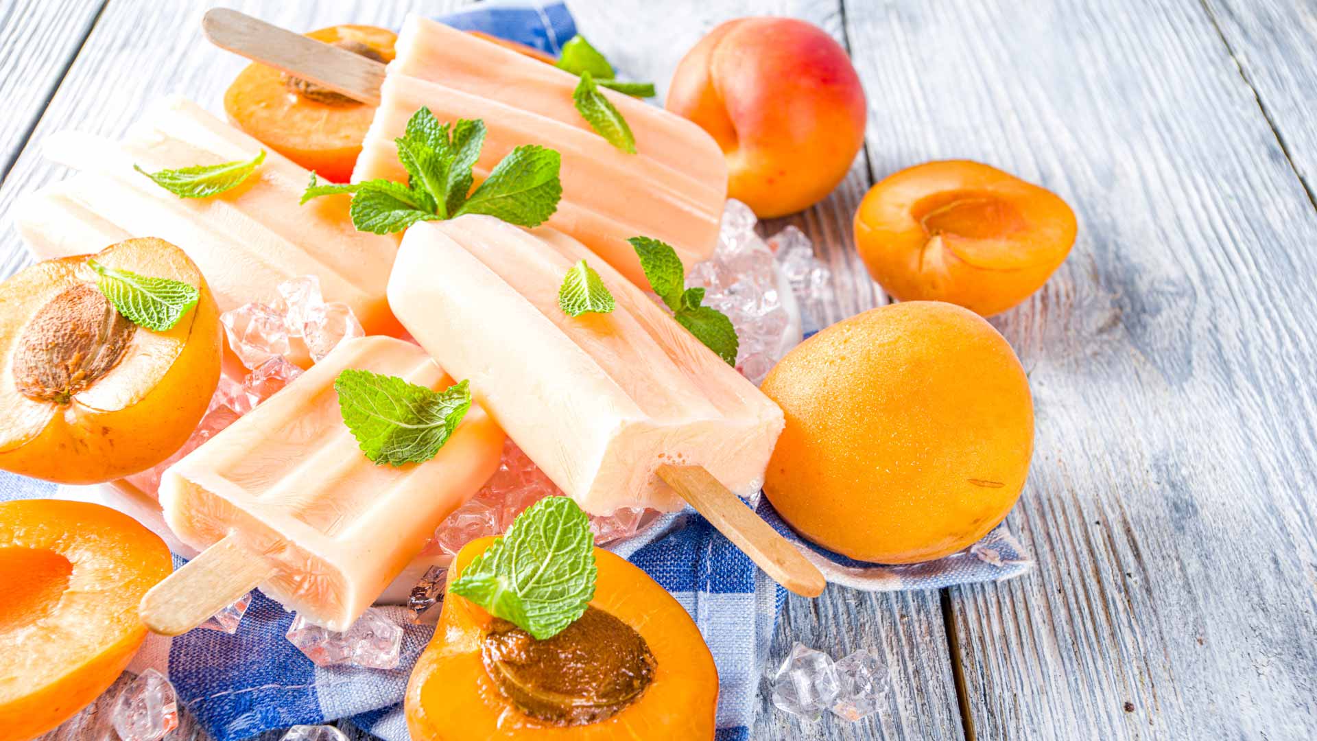 Aprikosen-Joghurt-Eis