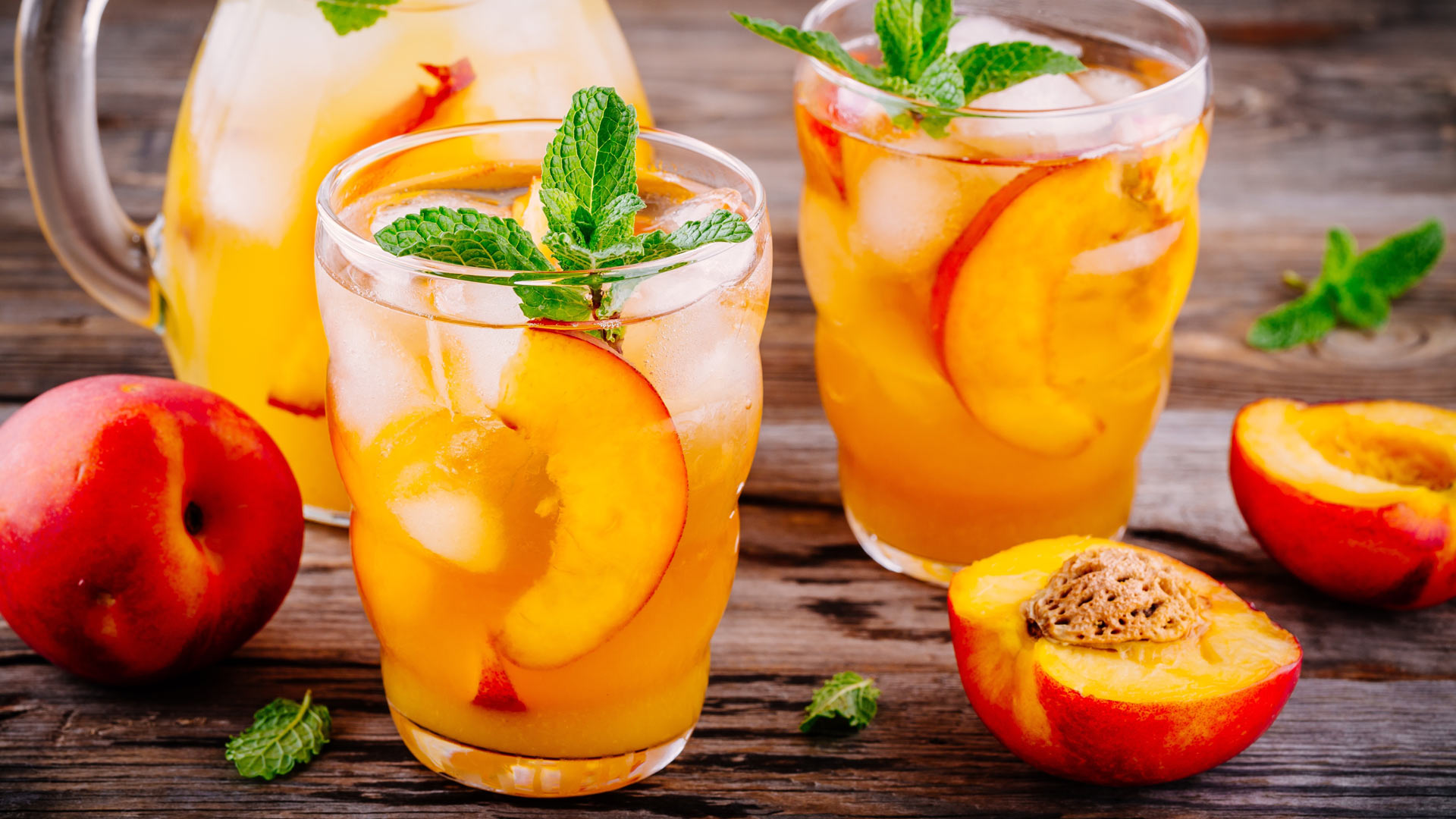 Pfirsich-Minz-Eistee