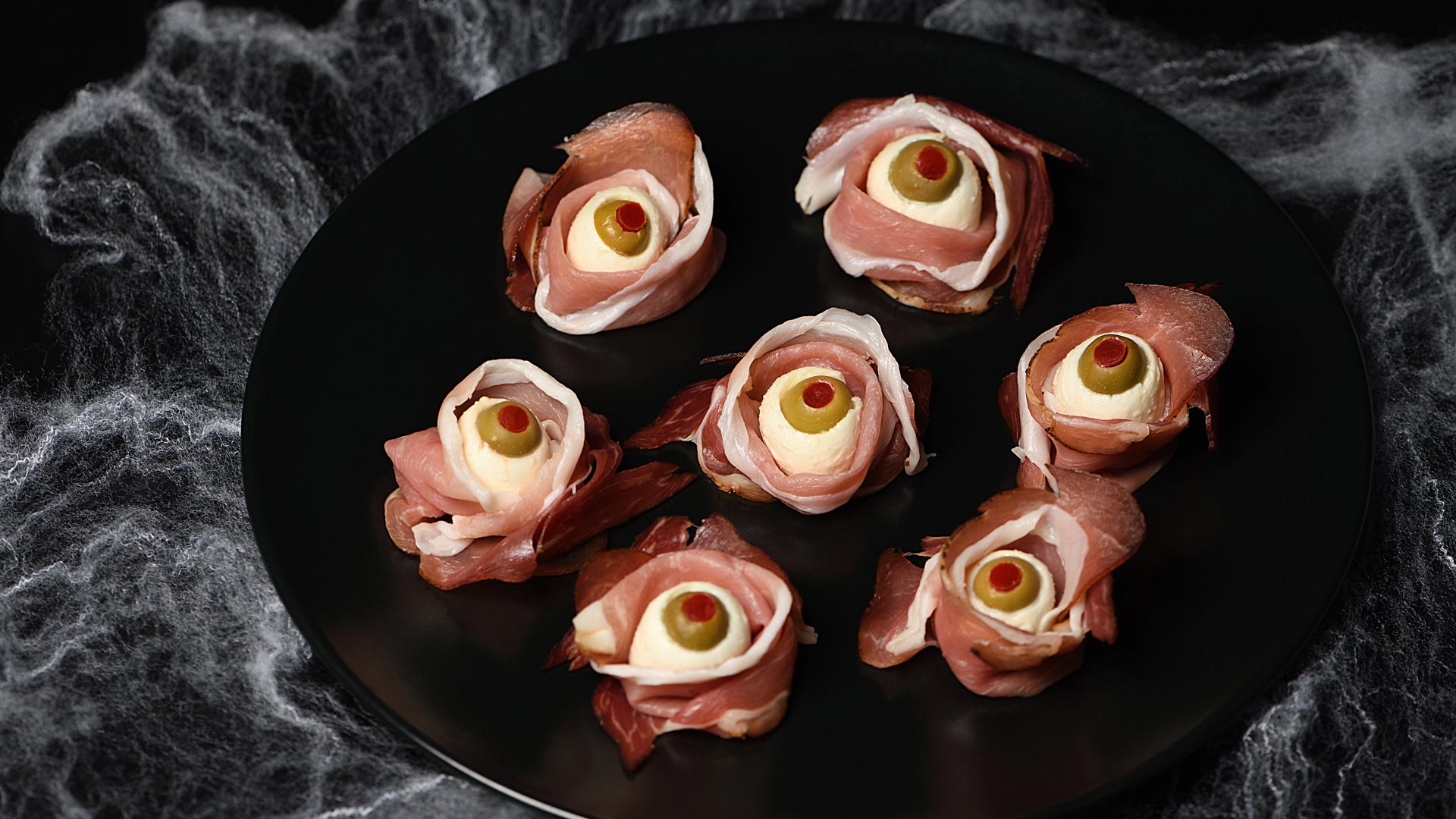 Schinken-Mozzarella-Augen