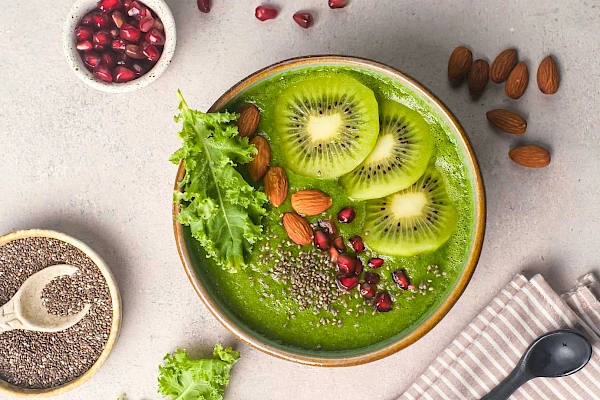 Kiwi-Smoothie-Bowl